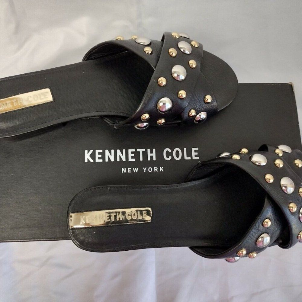 Kenneth Cole New York Women's Verna Stud X-Band Flat Sandal,Black, Size 7.5 NIB